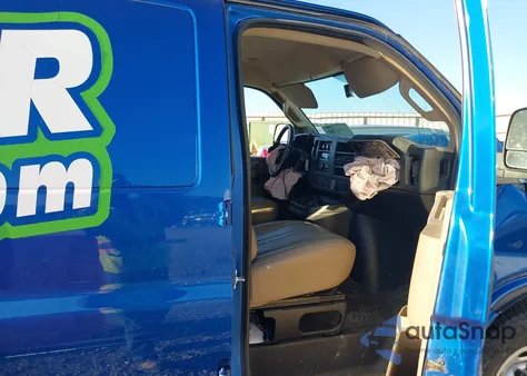 2019 GMC Savana 2500 Work Van z USA, uszkodzony, nr VIN 1GTW7BFG5K1304783